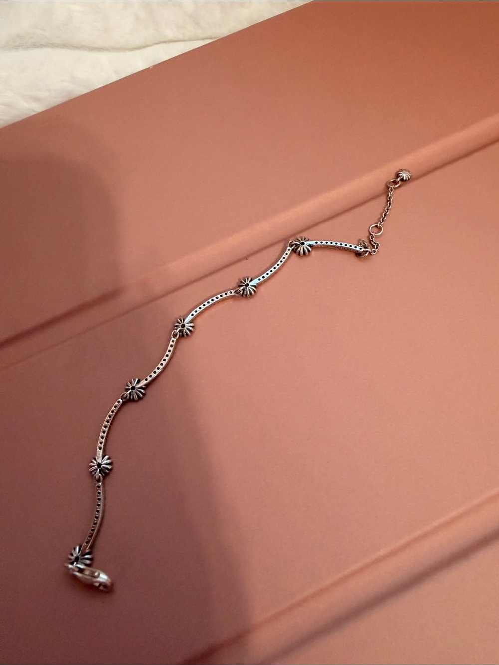 Pandora Sterling Silver Daisy Chain Bracelet - Silver Never Worn - Picture 3 of 3